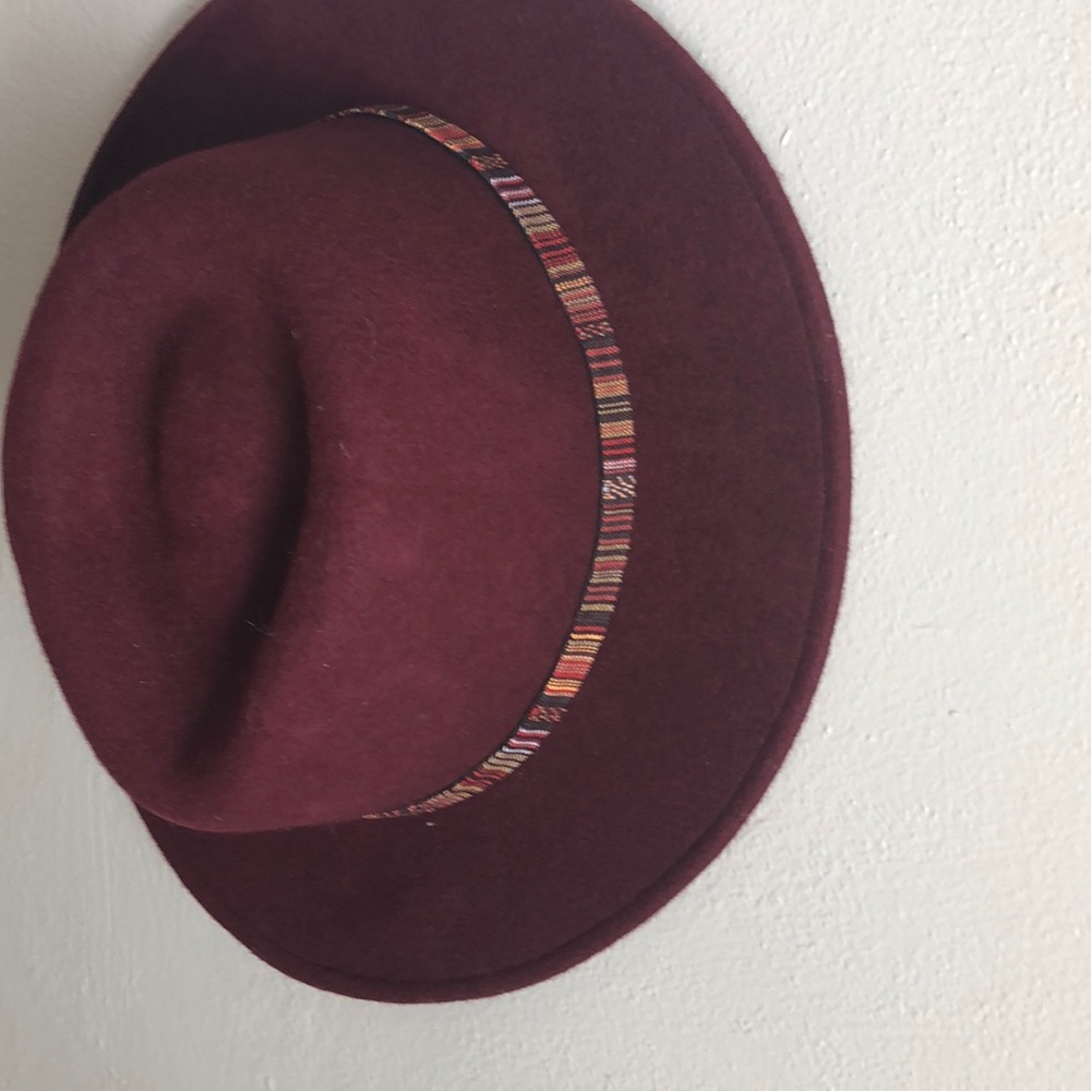 Maroon fedora hat